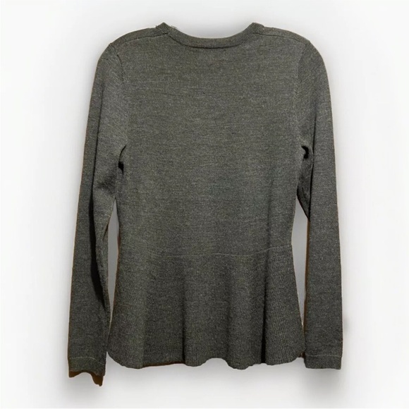 Nanette Lepore Gray Extra Fine Merino Wool Peplum Bottom Sweater Sz Small EUC - Picture 2 of 3